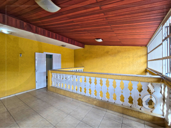 Imagem Casa com 4 Quartos à Venda, 180 m² em Guarulhos Imagem Casa com 4 Quartos à Venda, 180 m² em Guarulhos