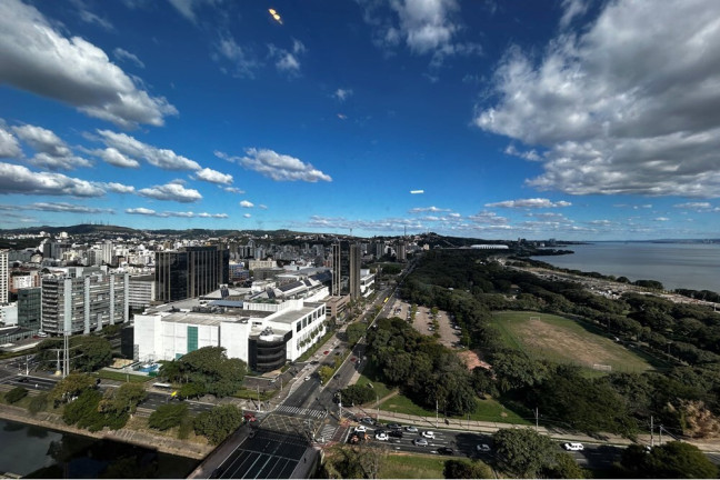 Imagem Apartamento com 1 Quarto à Venda, 73 m² em Menino Deus - Porto Alegre Imagem Apartamento com 1 Quarto à Venda, 73 m² em Menino Deus - Porto Alegre