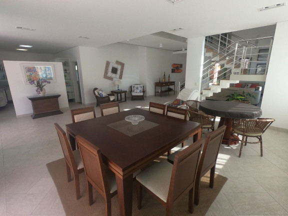 Imagem Casa com 6 Quartos à Venda, 525 m² em Riviera Módulo 4 - Bertioga Imagem Casa com 6 Quartos à Venda, 525 m² em Riviera Módulo 4 - Bertioga