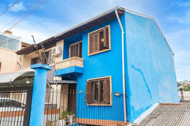 Imagem Casa com 3 Quartos à Venda, 174 m² em Nonoai - Porto Alegre Imagem Casa com 3 Quartos à Venda, 174 m² em Nonoai - Porto Alegre