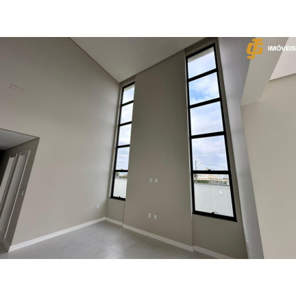 Imagem Casa com 3 Quartos à Venda, 280 m² em Caledônia - Camboriú Imagem Casa com 3 Quartos à Venda, 280 m² em Caledônia - Camboriú