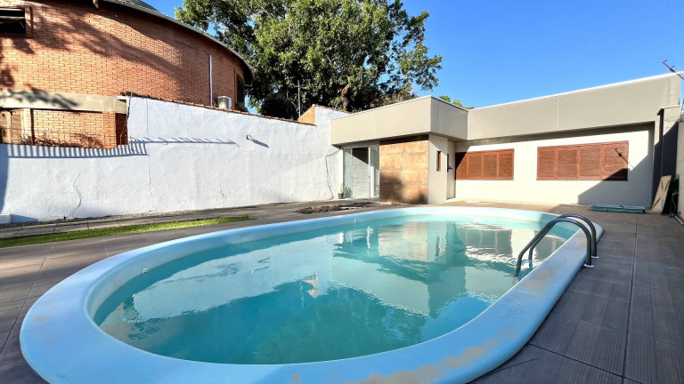 Casa com 3 Quartos à Venda, 106 m² em Niterói - Canoas
