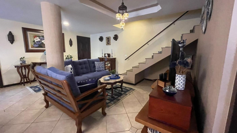 Imagem Casa com 5 Quartos à Venda, 282 m² em Pechincha - Rio De Janeiro Imagem Casa com 5 Quartos à Venda, 282 m² em Pechincha - Rio De Janeiro