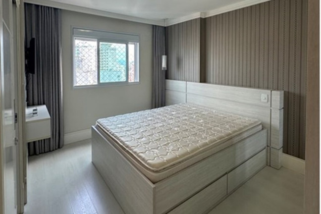 Imagem Imóvel com 3 Quartos à Venda, 136 m² em Centro - Balneário Camboriú Imagem Imóvel com 3 Quartos à Venda, 136 m² em Centro - Balneário Camboriú