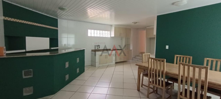 Imagem Casa com 3 Quartos à Venda, 134 m² em Trianon - Guarapuava Imagem Casa com 3 Quartos à Venda, 134 m² em Trianon - Guarapuava