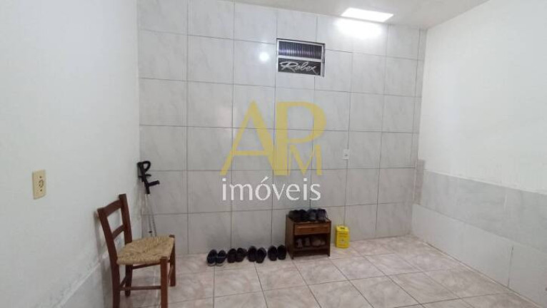 Imagem Casa com 6 Quartos à Venda, 200 m² em Praia João Rosa - Biguaçu Imagem Casa com 6 Quartos à Venda, 200 m² em Praia João Rosa - Biguaçu