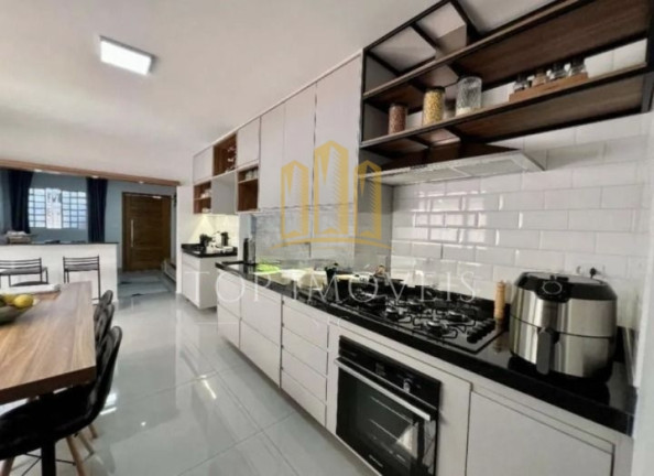Imagem Casa com 3 Quartos à Venda, 252 m² em Jardim Estoril - São José Dos Campos