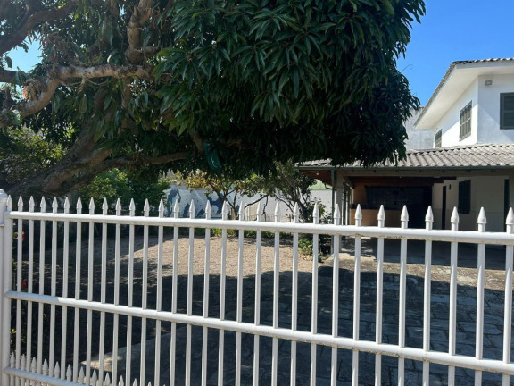 Casa com 5 Quartos à Venda, 280 m² em Ingleses - Florianópolis