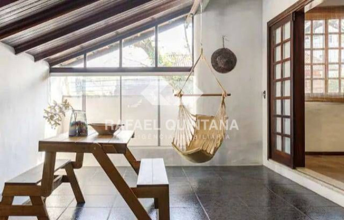 Imagem Casa com 5 Quartos à Venda, 313 m² em Lagoa Da Conceição - Florianópolis