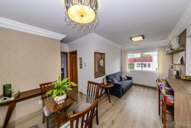 Imagem Imóvel com 1 Quarto à Venda, 40 m² em Santana - Porto Alegre Imagem Imóvel com 1 Quarto à Venda, 40 m² em Santana - Porto Alegre