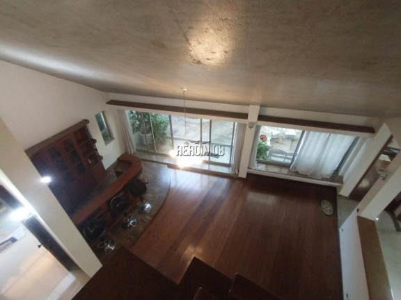 Imagem Sobrado com 3 Quartos à Venda, 750 m² em Vila Hamburguesa - São Paulo Imagem Sobrado com 3 Quartos à Venda, 750 m² em Vila Hamburguesa - São Paulo