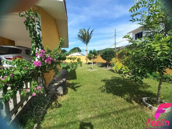 Imagem Casa com 3 Quartos à Venda, 228 m² em Ribeirão Da Ilha - Florianópolis Imagem Casa com 3 Quartos à Venda, 228 m² em Ribeirão Da Ilha - Florianópolis