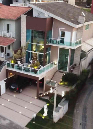 Casa com 4 Quartos à Venda, 420 m² em  Aruã - Mogi Das Cruzes