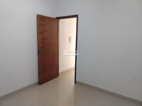 Imagem Casa com 2 Quartos à Venda, 200 m² em Jardim Espanha - Uberaba Imagem Casa com 2 Quartos à Venda, 200 m² em Jardim Espanha - Uberaba