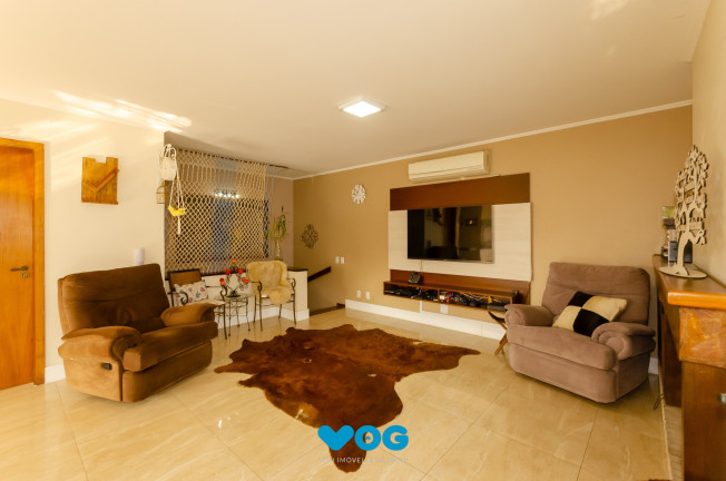 Imagem Imóvel com 3 Quartos à Venda, 296 m² em Petrópolis - Porto Alegre