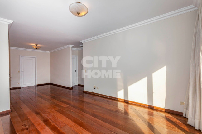 Apartamento com 2 Quartos à Venda, 250 m² em Itaim Bibi - São Paulo