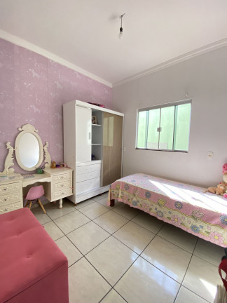 Imagem Casa com 3 Quartos à Venda, 120 m² em Setor Oeste - Goianésia Imagem Casa com 3 Quartos à Venda, 120 m² em Setor Oeste - Goianésia
