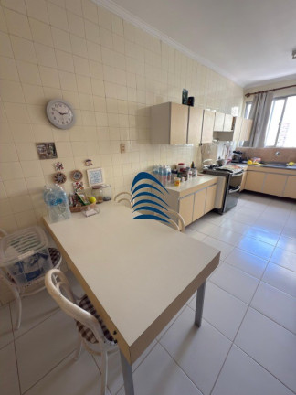 Imagem Imóvel com 4 Quartos à Venda, 162 m² em Pituba - Salvador Imagem Imóvel com 4 Quartos à Venda, 162 m² em Pituba - Salvador