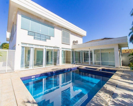 Casa com 5 Quartos à Venda, 970 m² em Lago Sul - Brasília