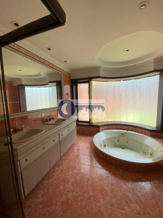 Casa de Condomínio com 4 Quartos para Alugar, 1.089 m² em Alphaville Residencial Zero - Barueri