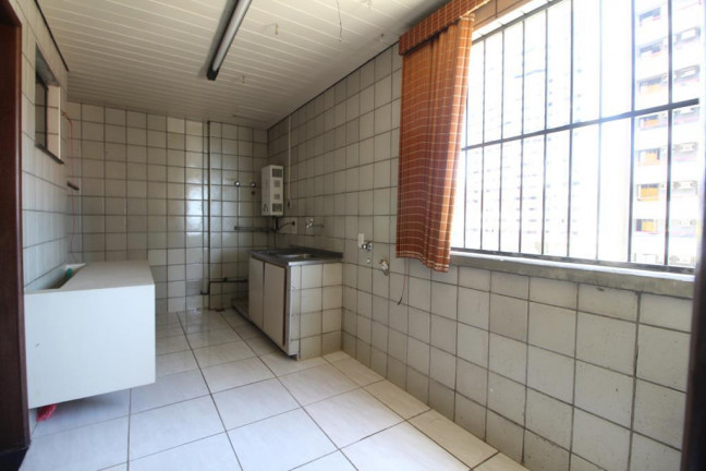 Imagem Apartamento com 3 Quartos à Venda, 250 m² em Meireles - Fortaleza