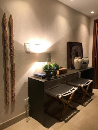 Imagem Imóvel com 5 Quartos à Venda, 230 m² em Praia Do Forte - Mata De São João Imagem Imóvel com 5 Quartos à Venda, 230 m² em Praia Do Forte - Mata De São João