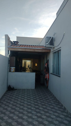 Imagem Casa com 2 Quartos à Venda, 80 m² em Condomínio Residencial E Comercial Laguna - Pindamonhangaba Imagem Casa com 2 Quartos à Venda, 80 m² em Condomínio Residencial E Comercial Laguna - Pindamonhangaba