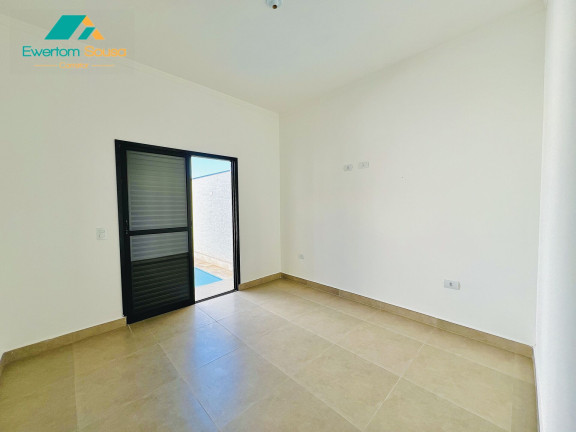 Imagem Casa com 3 Quartos à Venda, 104 m² em Nova Cerejeira - Atibaia Imagem Casa com 3 Quartos à Venda, 104 m² em Nova Cerejeira - Atibaia