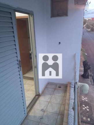 Imagem Casa com 3 Quartos à Venda, 100 m² em Campos Elíseos - Ribeirão Preto Imagem Casa com 3 Quartos à Venda, 100 m² em Campos Elíseos - Ribeirão Preto