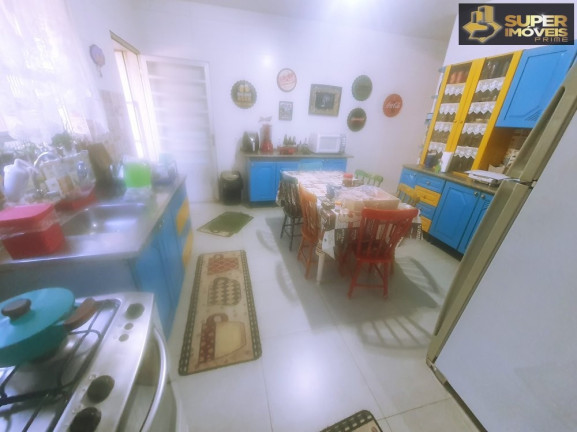 Imagem Casa com 4 Quartos à Venda, 391 m² em Centro - Pelotas