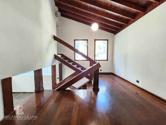 Imagem Casa com 3 Quartos à Venda, 288 m² em Centro - Mairiporã