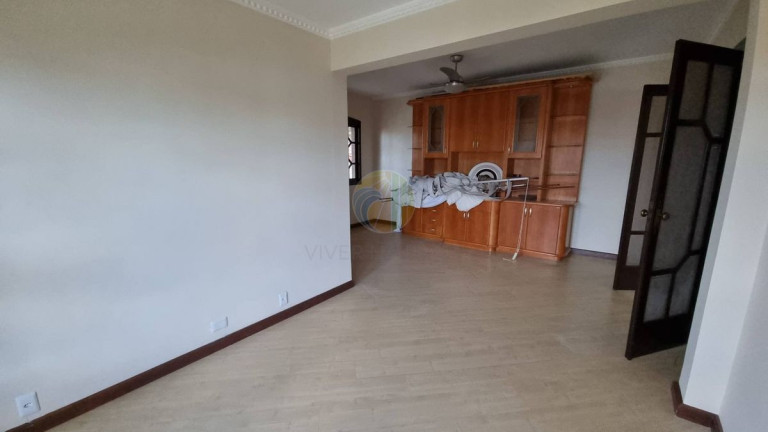 Imagem Casa com 4 Quartos à Venda, 321 m² em Estados - Balneário Camboriú Imagem Casa com 4 Quartos à Venda, 321 m² em Estados - Balneário Camboriú