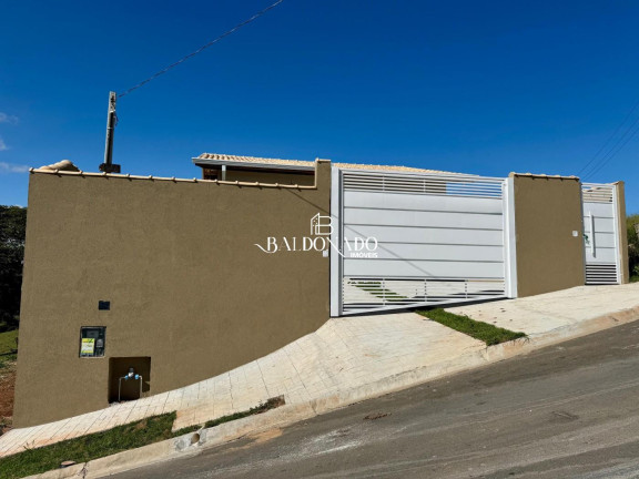 Imagem Casa com 2 Quartos à Venda, 77 m² em Centro - Extrema Imagem Casa com 2 Quartos à Venda, 77 m² em Centro - Extrema