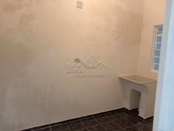Imagem Sobrado com 2 Quartos à Venda,  em Vila Carrão - São Paulo