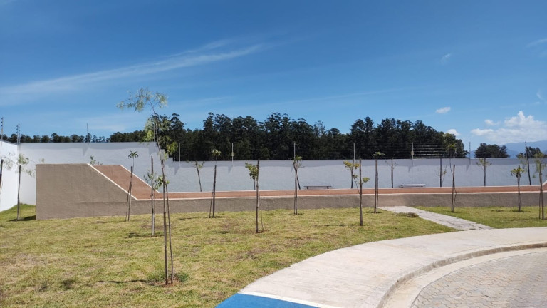 Imagem Casa com 2 Quartos à Venda, em Loteamento Industrial água Preta - Pindamonhangaba Imagem Casa com 2 Quartos à Venda, em Loteamento Industrial água Preta - Pindamonhangaba