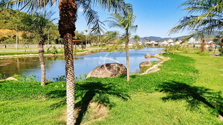 Imagem Terreno à Venda, 456 m² em Distrito Rio Do Meio - Camboriú