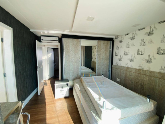 Imagem Cobertura com 4 Quartos para Alugar, 256 m² em Centro - Balneário Camboriú