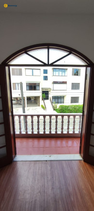 Imagem Casa com 4 Quartos à Venda, 300 m² em Coqueiros - Florianopolis Imagem Casa com 4 Quartos à Venda, 300 m² em Coqueiros - Florianopolis