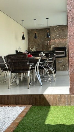 Imagem Casa com 3 Quartos à Venda, 218 m² em Setor Industrial (gama) - Brasília Imagem Casa com 3 Quartos à Venda, 218 m² em Setor Industrial (gama) - Brasília