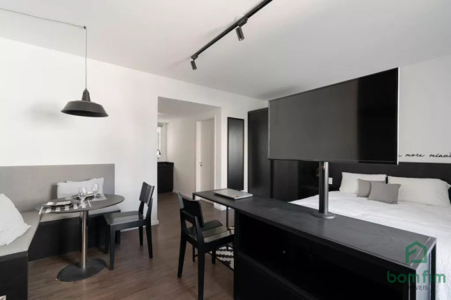 Imagem Apartamento com 1 Quarto à Venda, 32 m² em Centro Histórico - Porto Alegre Imagem Apartamento com 1 Quarto à Venda, 32 m² em Centro Histórico - Porto Alegre