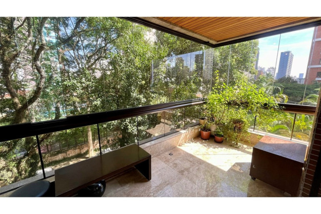 Imagem Apartamento com 4 Quartos à Venda, 272 m² em Campo Belo - São Paulo Imagem Apartamento com 4 Quartos à Venda, 272 m² em Campo Belo - São Paulo
