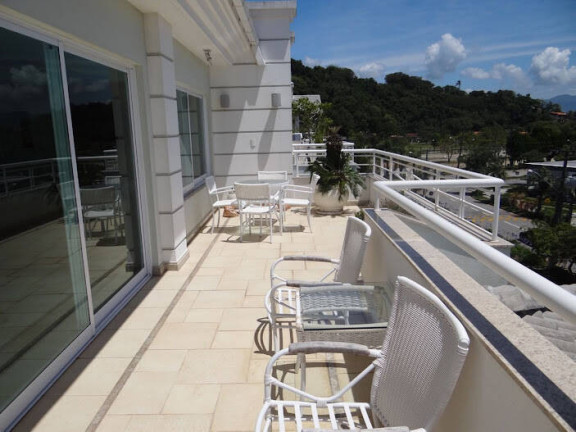 Imagem Cobertura com 3 Quartos para Temporada, 262 m² em Jurerê Internacional - Florianópolis