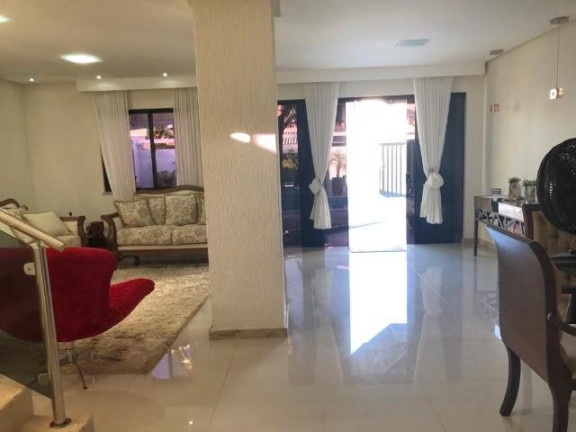 Imagem Casa com 5 Quartos à Venda, 392 m² em Busca Vida (abrantes) - Camaçari Imagem Casa com 5 Quartos à Venda, 392 m² em Busca Vida (abrantes) - Camaçari