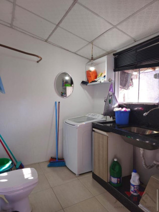 Imagem Sobrado com 2 Quartos à Venda, 254 m² em Morro Do Meio - Joinville