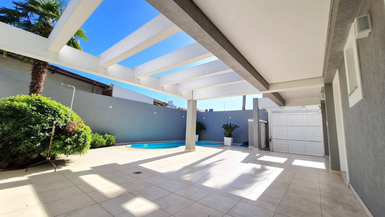 Imagem Sobrado com 5 Quartos à Venda, 267 m² em Marechal Rondon - Canoas Imagem Sobrado com 5 Quartos à Venda, 267 m² em Marechal Rondon - Canoas