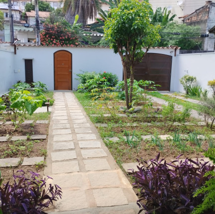 Imagem Casa com 3 Quartos à Venda, 250 m² em Santa Rosa - Niterói Imagem Casa com 3 Quartos à Venda, 250 m² em Santa Rosa - Niterói