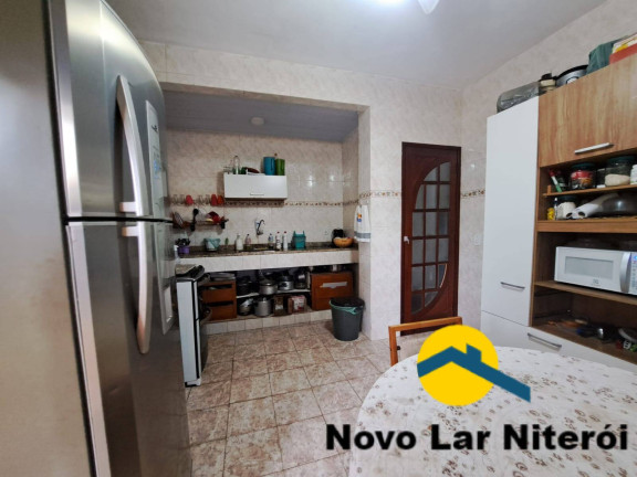 Imagem Casa com 4 Quartos à Venda, 210 m² em Parque Nanci - Maricá Imagem Casa com 4 Quartos à Venda, 210 m² em Parque Nanci - Maricá