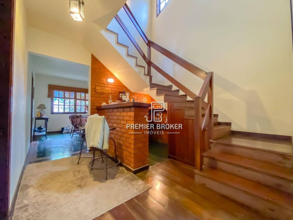 Imagem Casa com 3 Quartos à Venda, 239 m² em Comary - Teresópolis Imagem Casa com 3 Quartos à Venda, 239 m² em Comary - Teresópolis