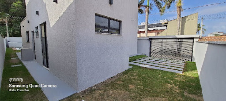 Imagem Casa com 4 Quartos à Venda, 170 m² em Recanto Verde Mar - Caraguatatuba