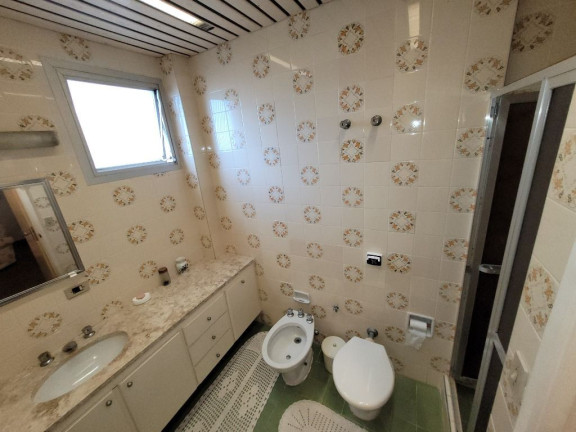 Imagem Apartamento com 3 Quartos à Venda, 140 m² em Pitangueiras - Guarujá